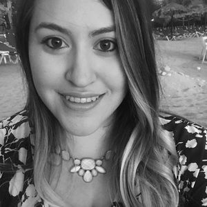 Meet your Posher, Adelaida